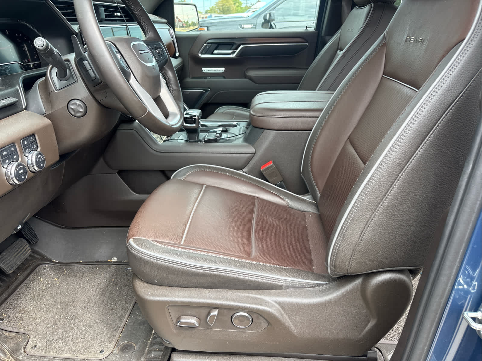 2025 GMC Sierra 1500 4WD Crew Cab Short Box Denali