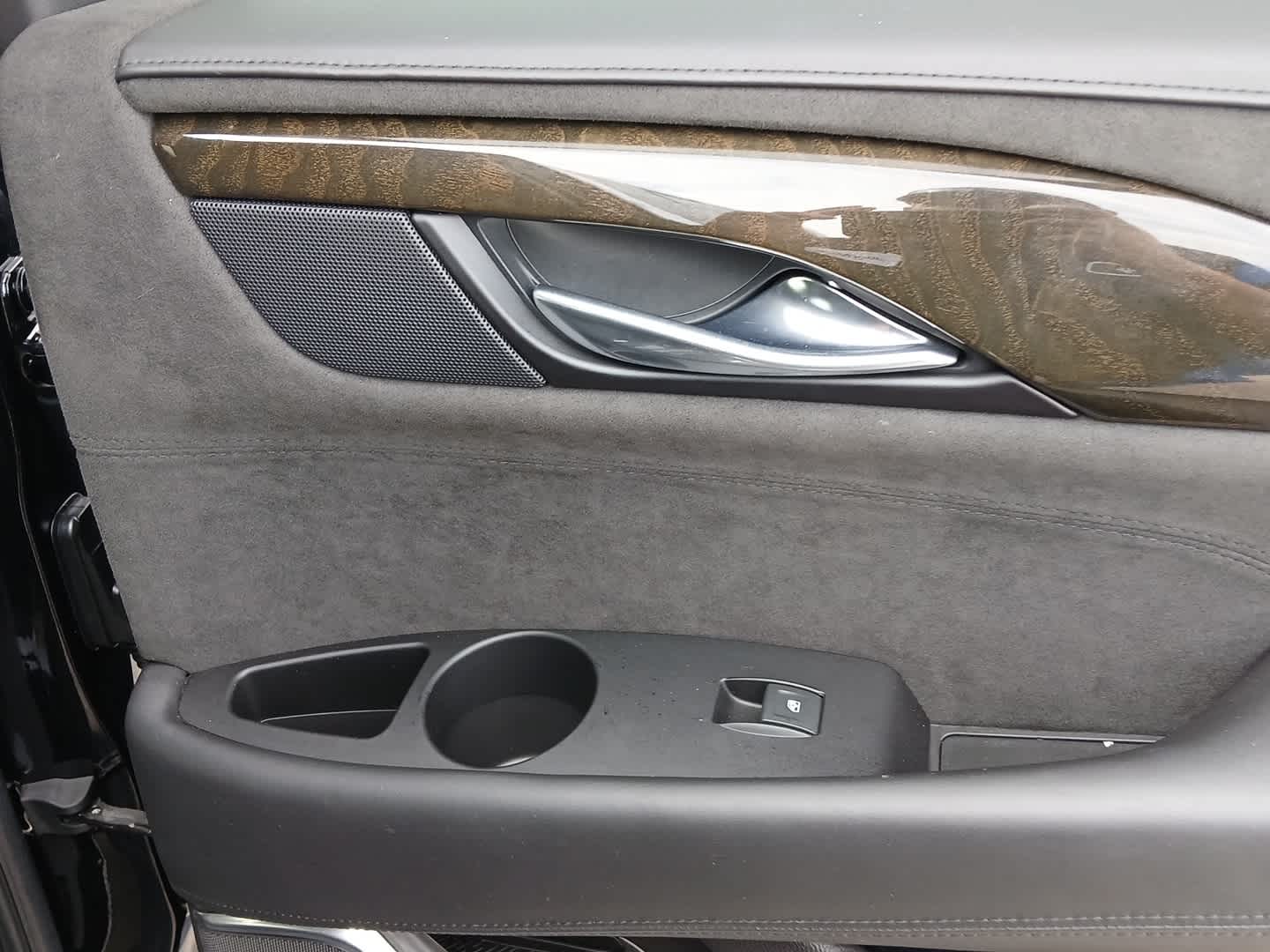 2020 Cadillac Escalade 4WD Platinum