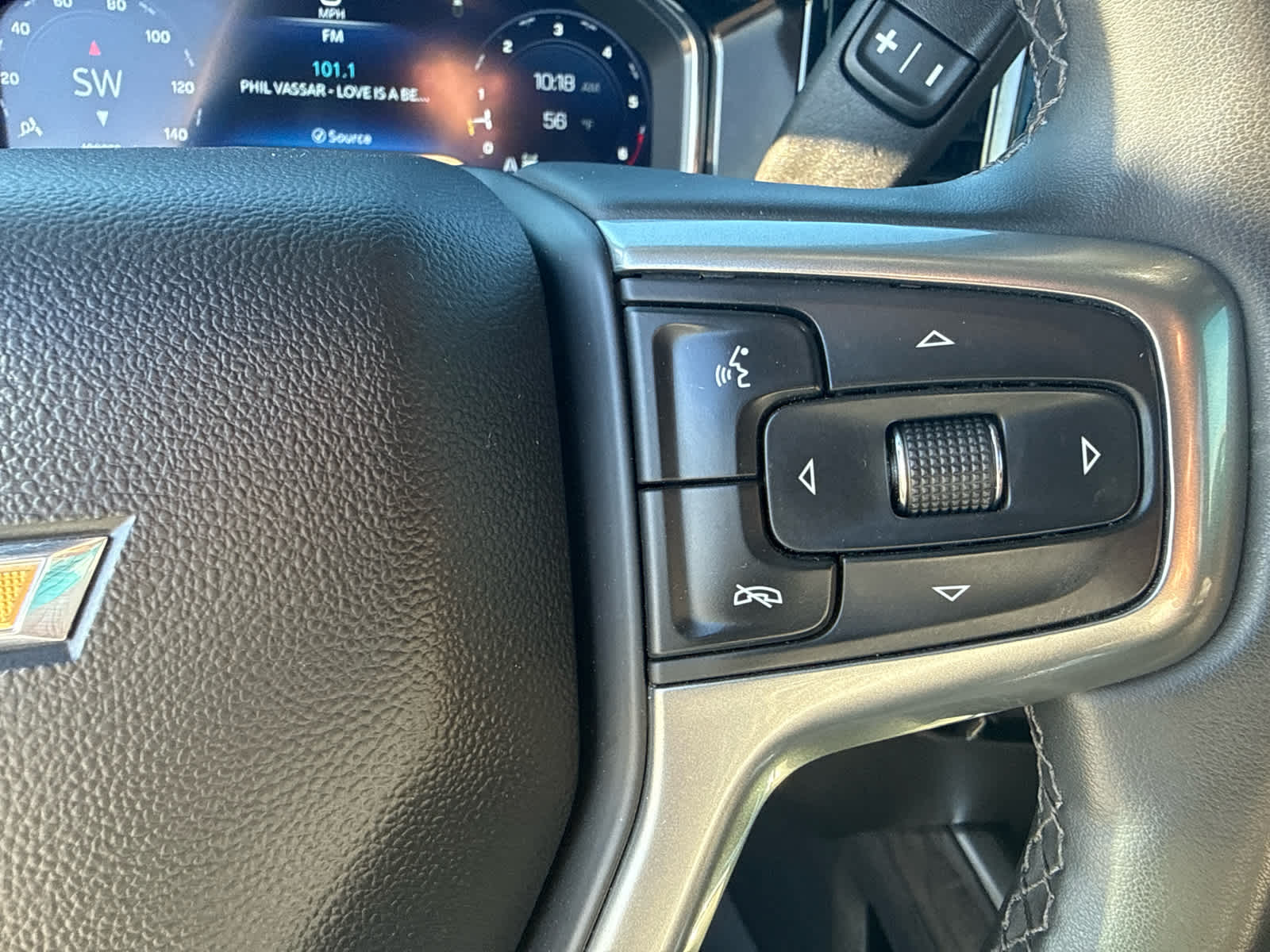 2024 Chevrolet Silverado 2500HD 4WD Crew Cab Standard Bed LTZ