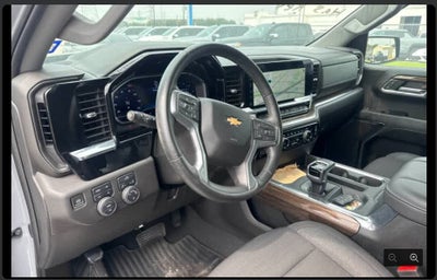 2024 Chevrolet Silverado 1500 4WD Crew Cab Short Bed LT