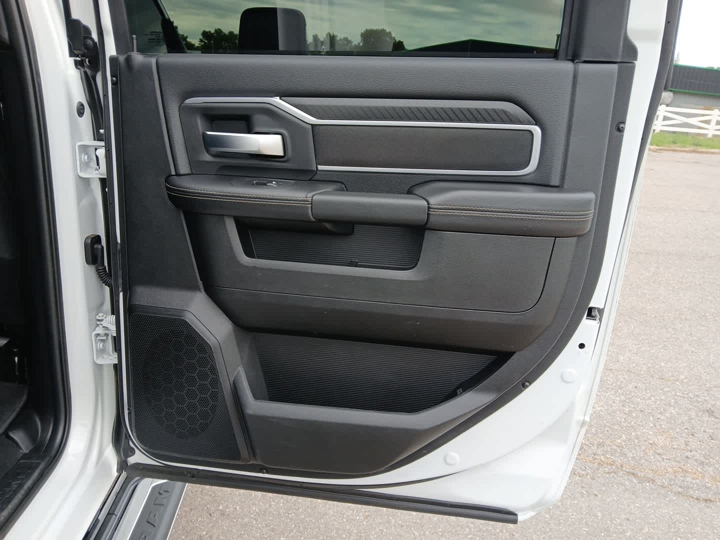 2025 RAM Ram 2500 Big Horn Crew Cab 4x4 6'4' Box