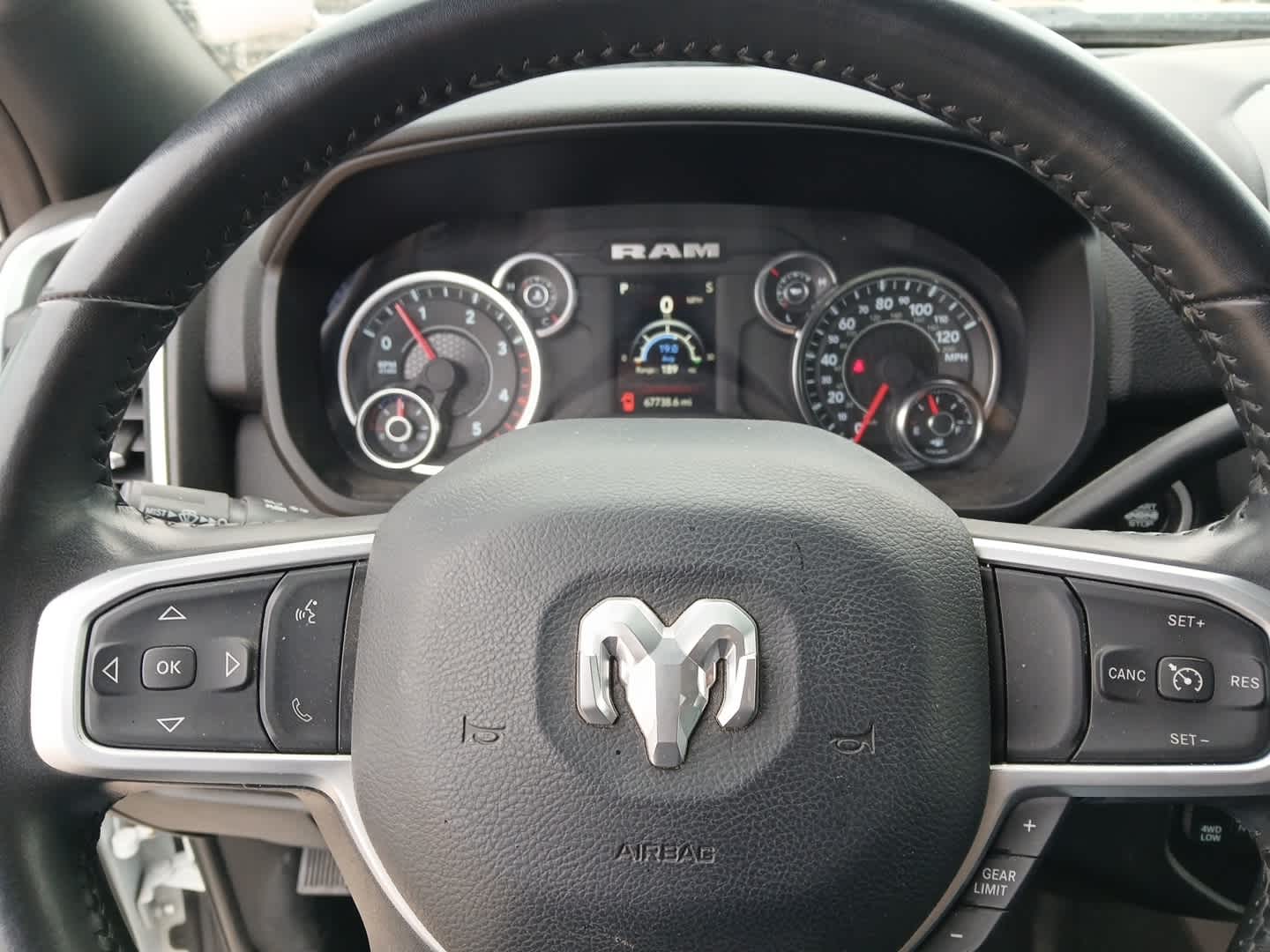 2024 RAM Ram 2500 Big Horn Crew Cab 4x4 6'4' Box