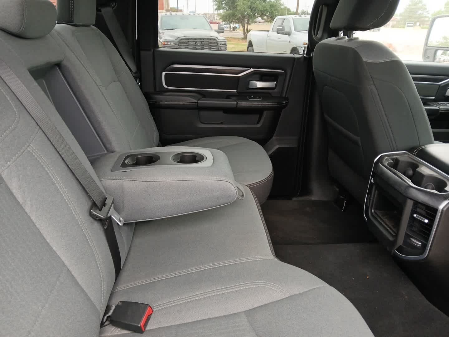 2024 RAM Ram 2500 Big Horn Crew Cab 4x4 6'4' Box