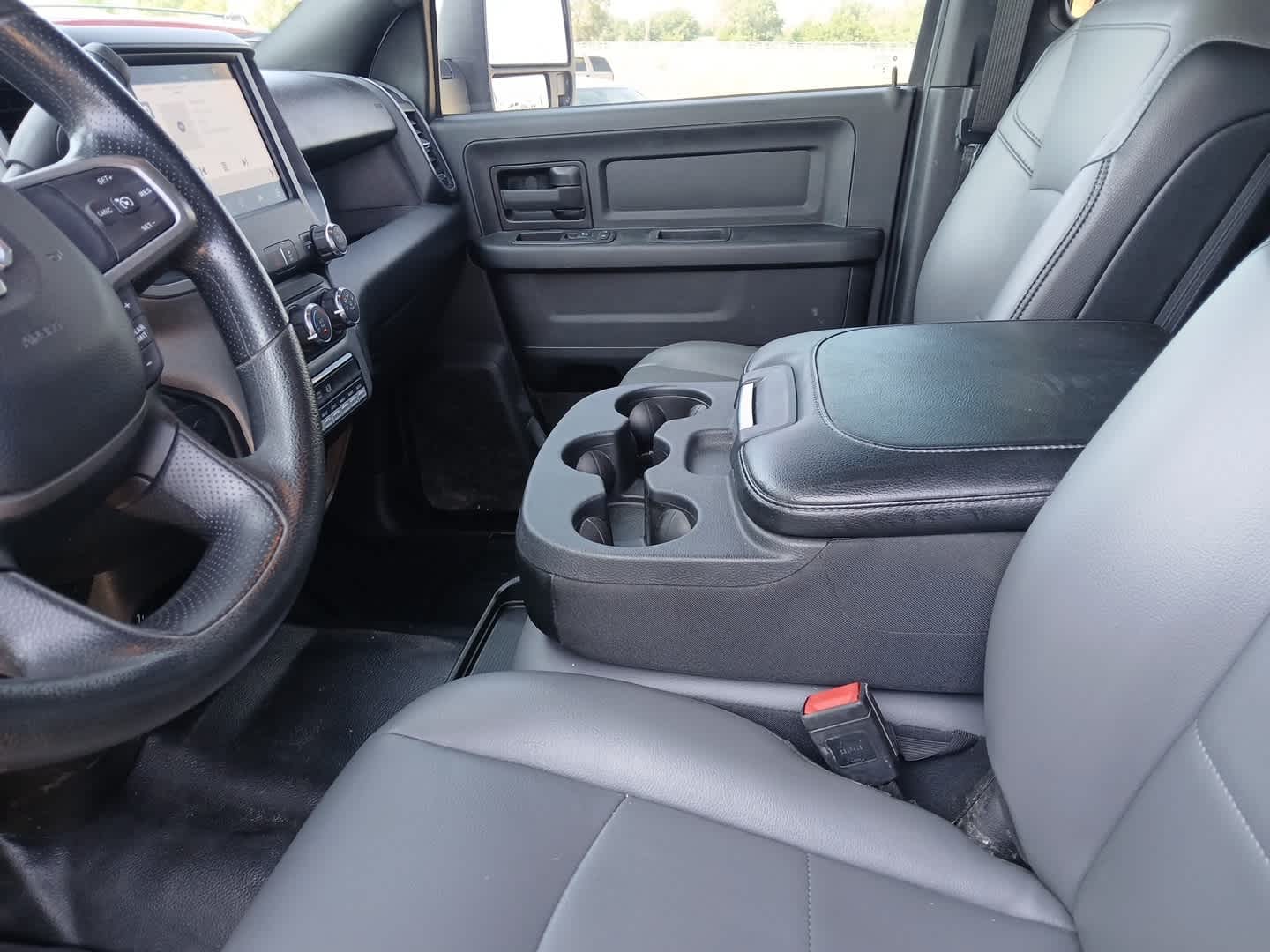 2024 RAM Ram 2500 Tradesman Crew Cab 4x4 8' Box
