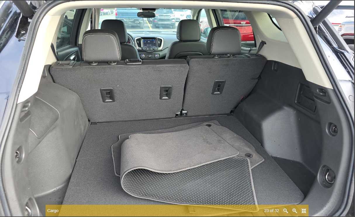 2023 GMC Terrain AWD Denali