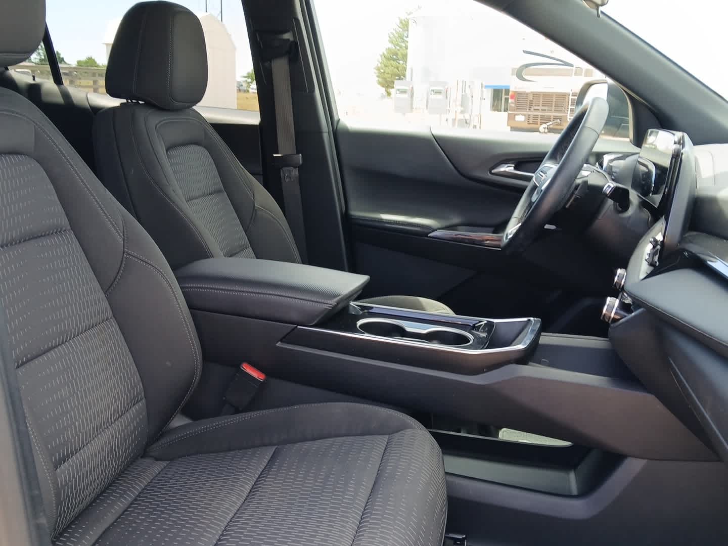 2025 Chevrolet Equinox FWD LT