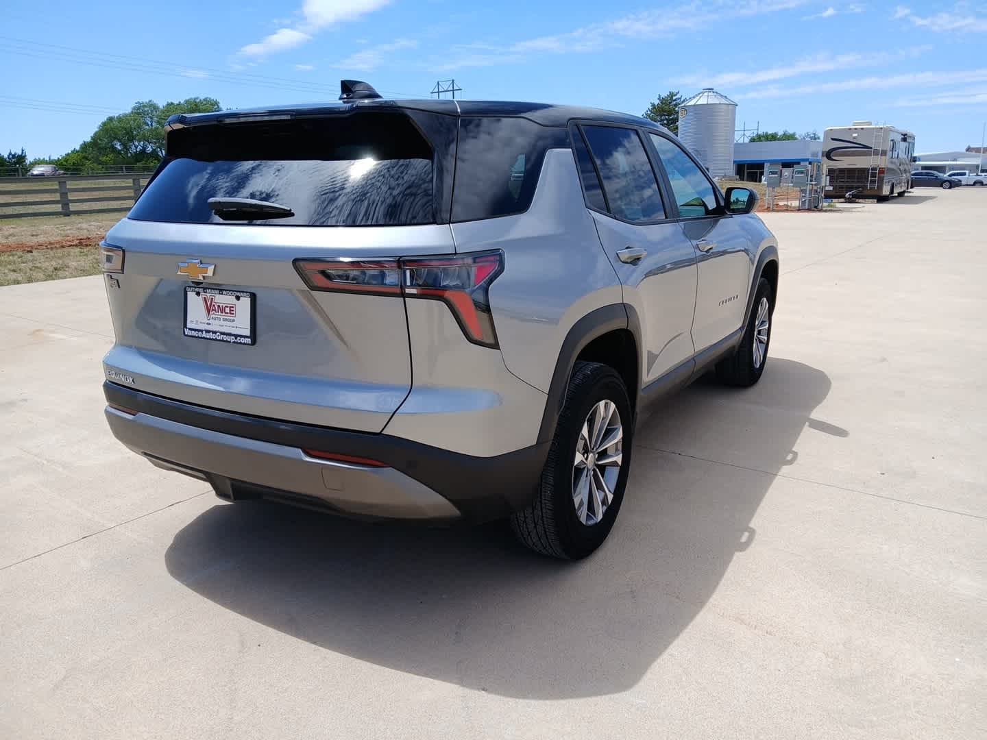 2025 Chevrolet Equinox FWD LT