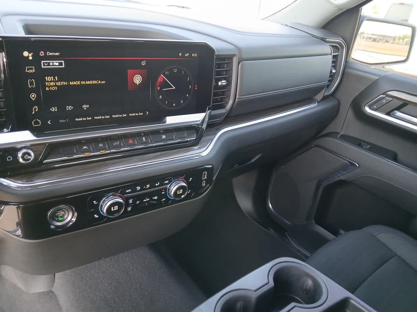 2023 GMC Sierra 1500 4WD Crew Cab Short Box Elevation with 3VL