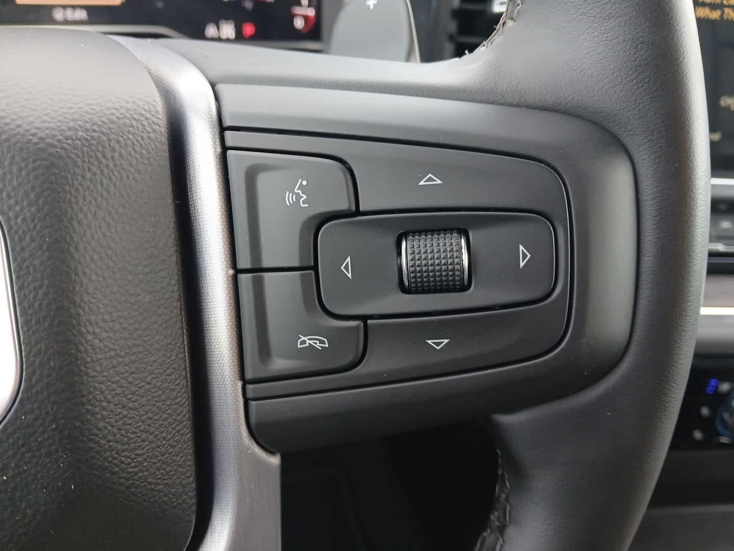 2024 GMC Sierra 1500 4WD Crew Cab Short Box SLT