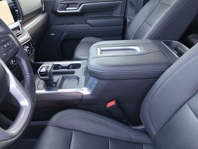 2022 GMC Sierra 1500 4WD Crew Cab Short Box SLT