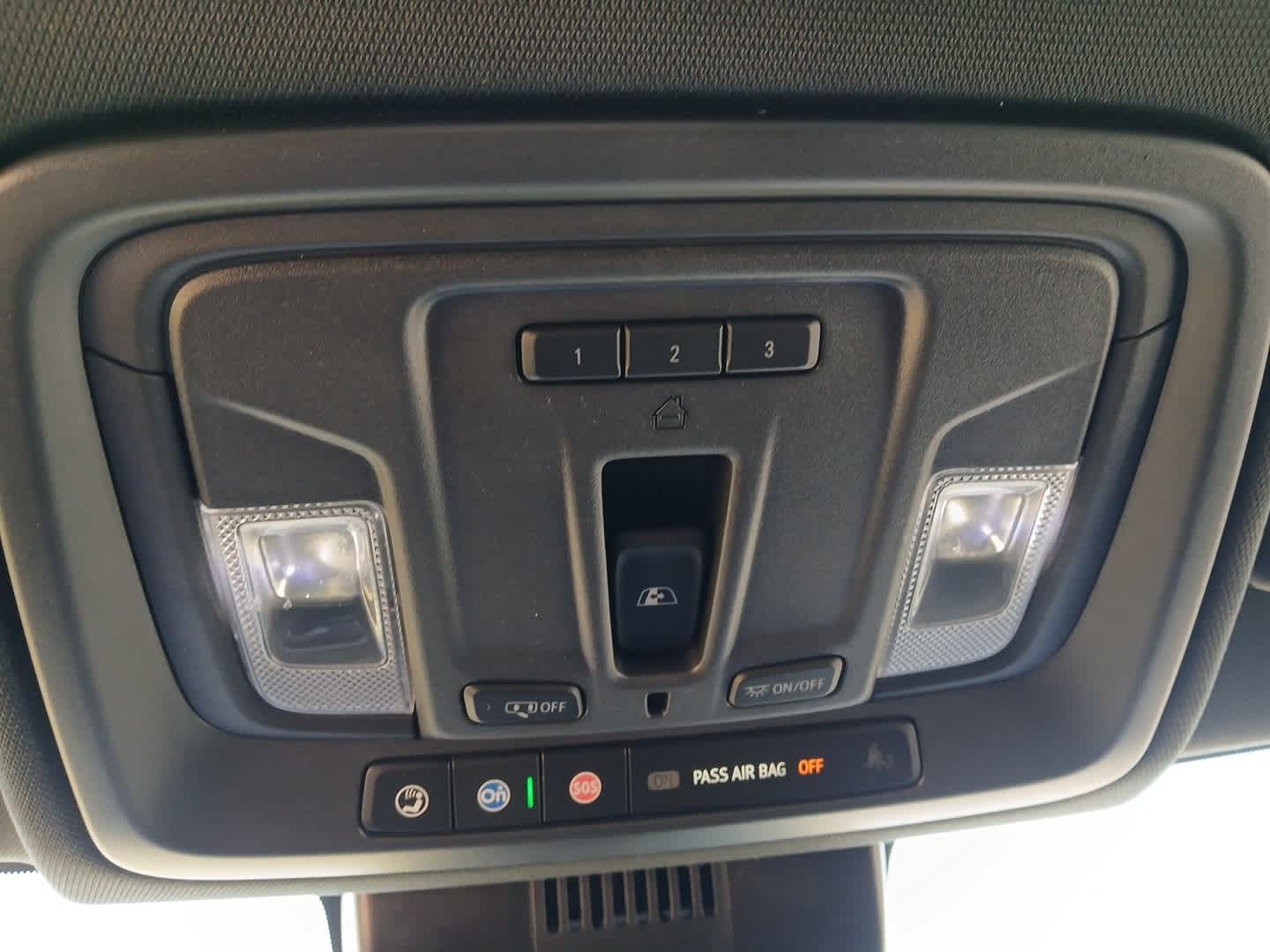 2025 GMC Sierra 1500 4WD Crew Cab Short Box AT4