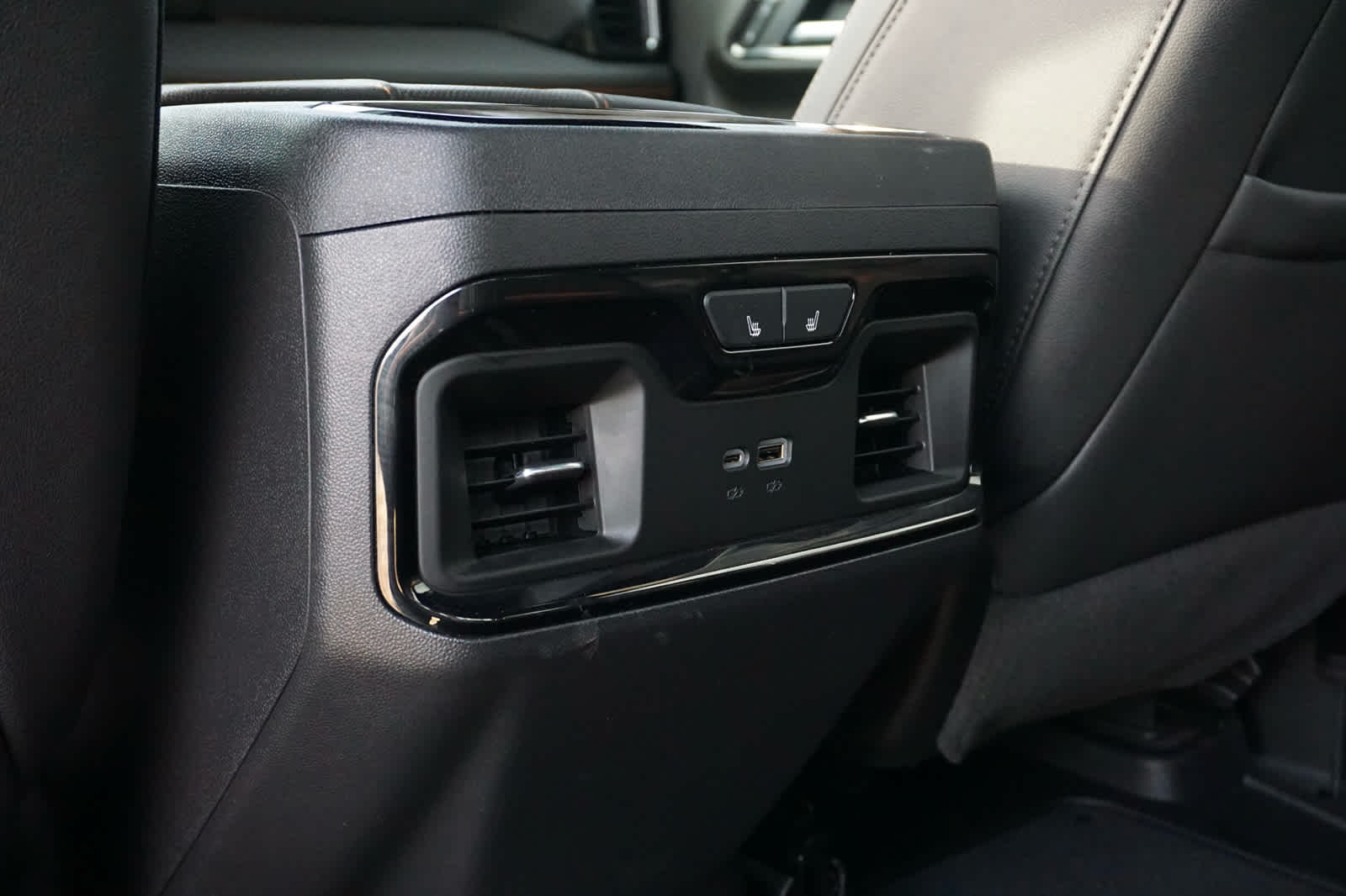 2026 GMC Sierra 1500 Crew Cab, Standard Bed, AT4, 4WD
