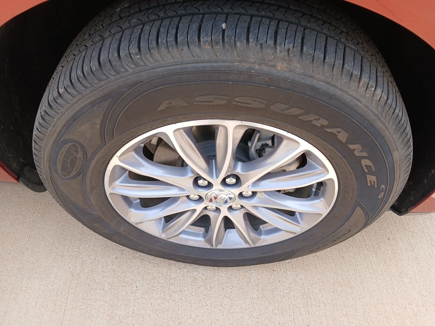 2023 Buick Enclave Essence FWD