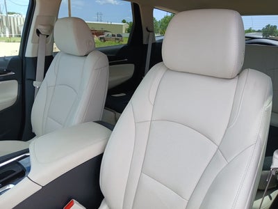 2023 Buick Enclave Essence FWD