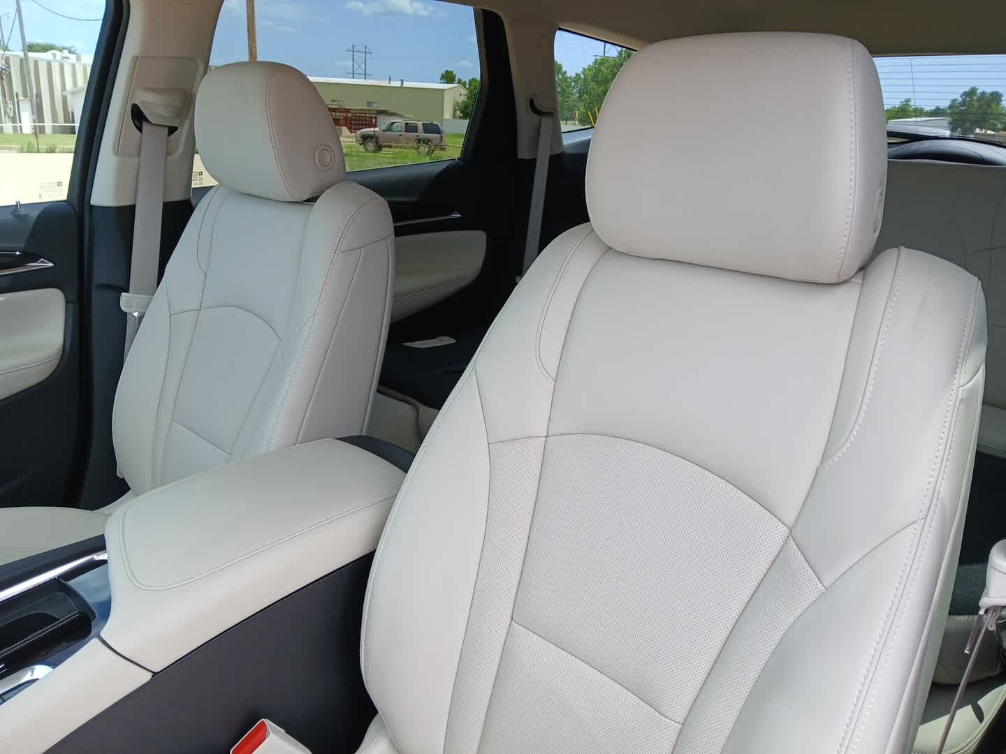 2023 Buick Enclave Essence FWD
