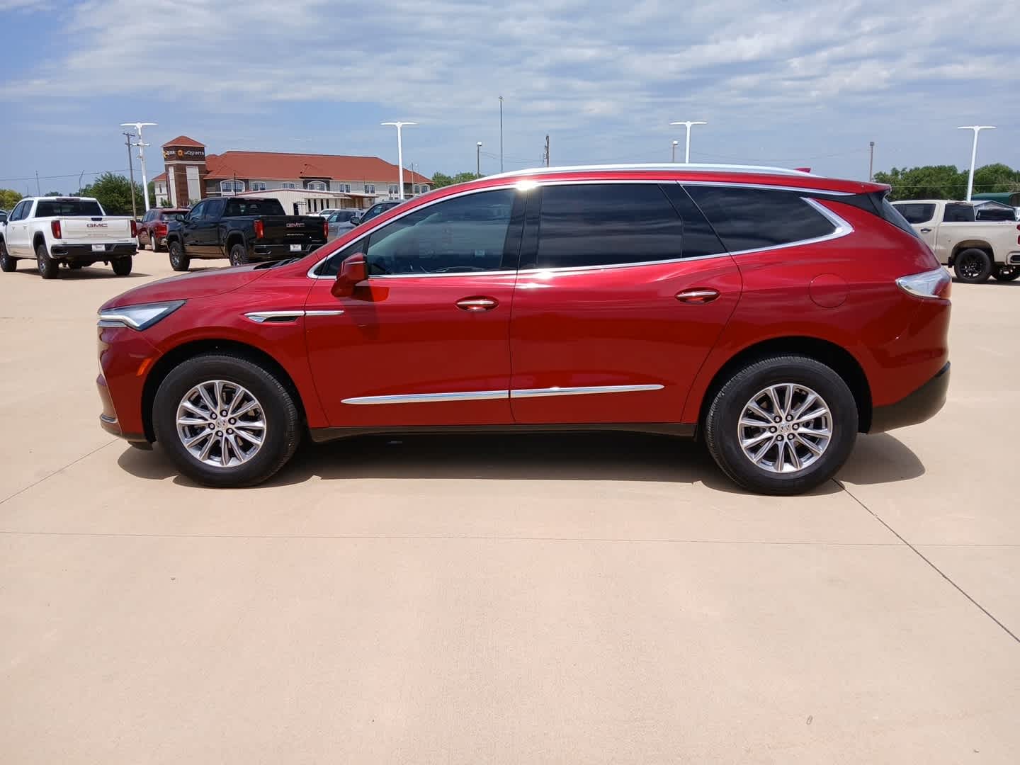 2023 Buick Enclave Essence FWD