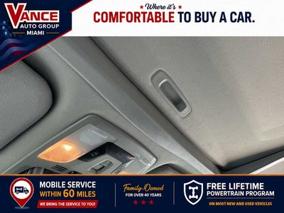 2017 Toyota Sienna XLE Auto Access Seat