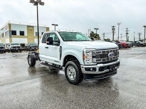 2025 Ford Super Duty F-350 SRW XL