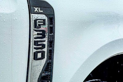 2025 Ford Super Duty F-350 SRW XL