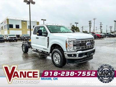 2025 Ford Super Duty F-350 SRW XL