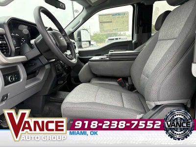 2025 Ford Super Duty F-350 SRW XL