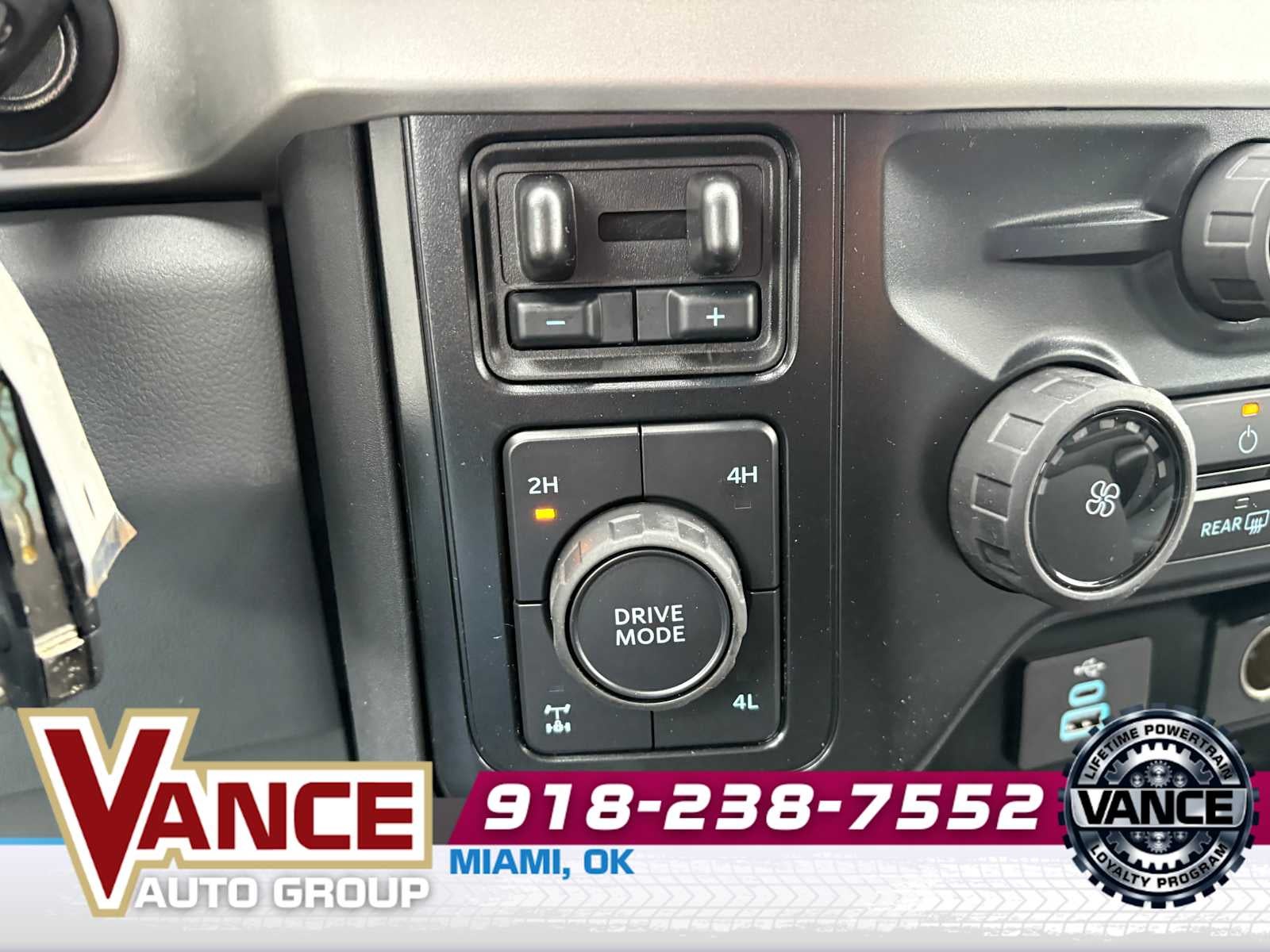 2025 Ford Super Duty F-350 SRW XL