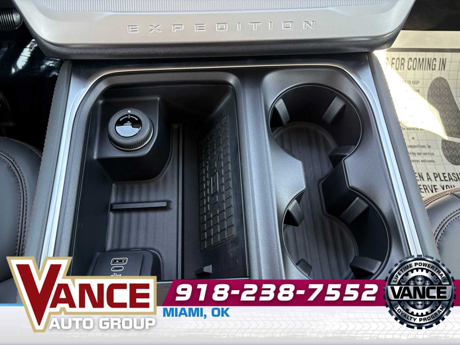 2025 Ford Expedition Active