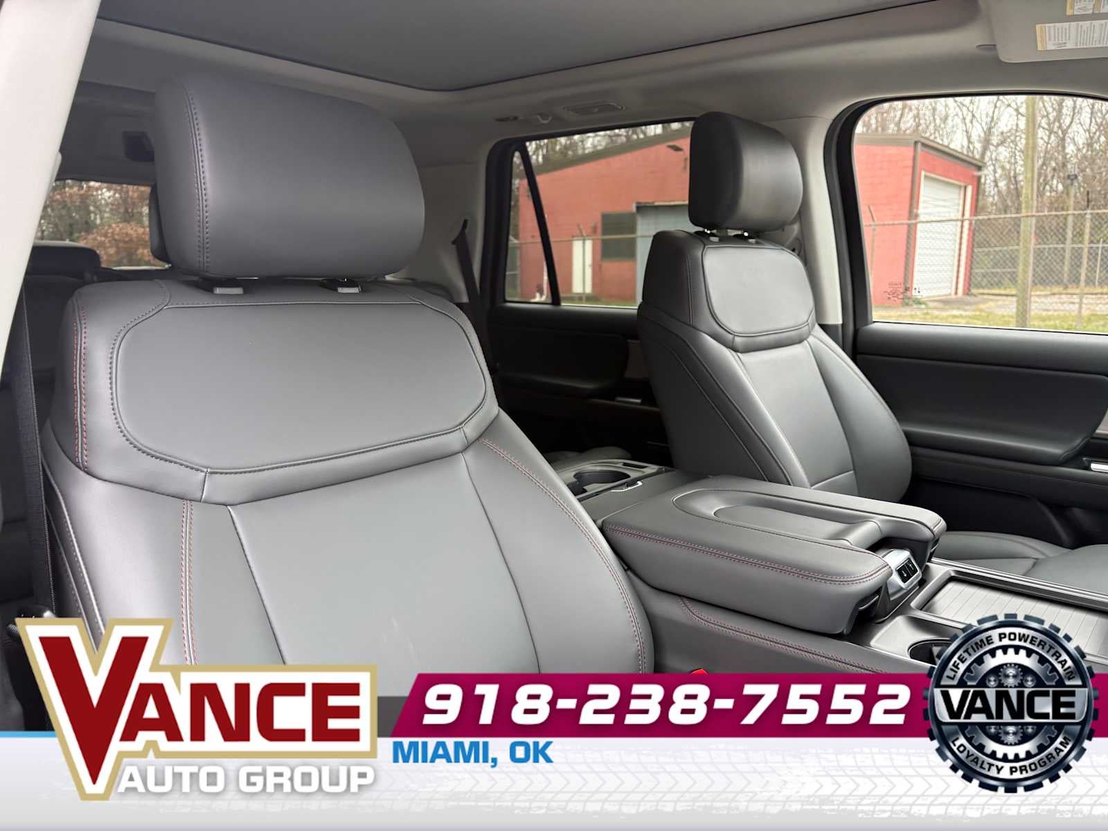 2025 Ford Expedition Active