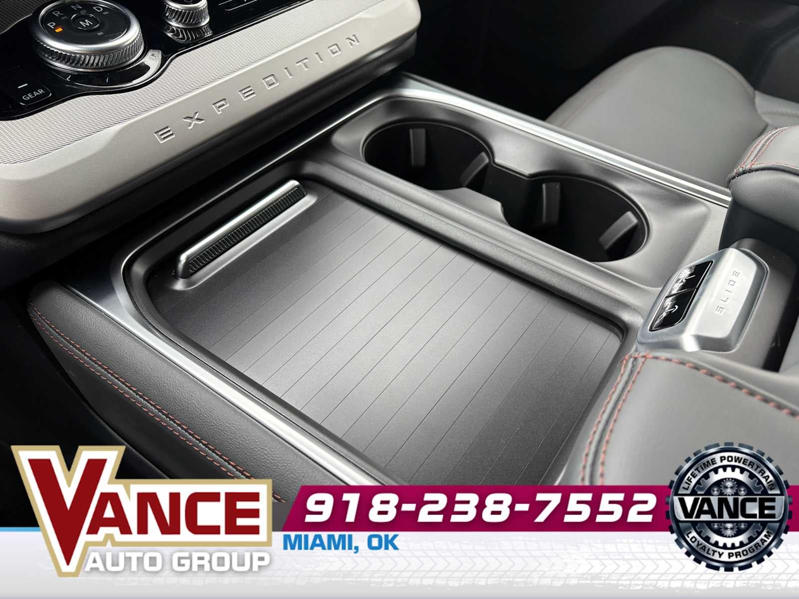 2025 Ford Expedition Active