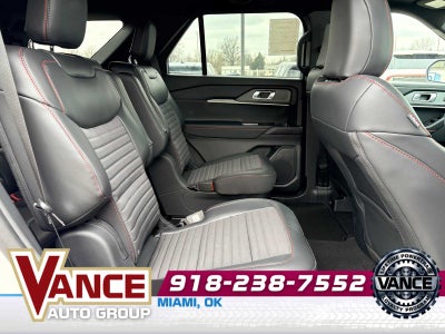 2025 Ford Explorer ST-Line