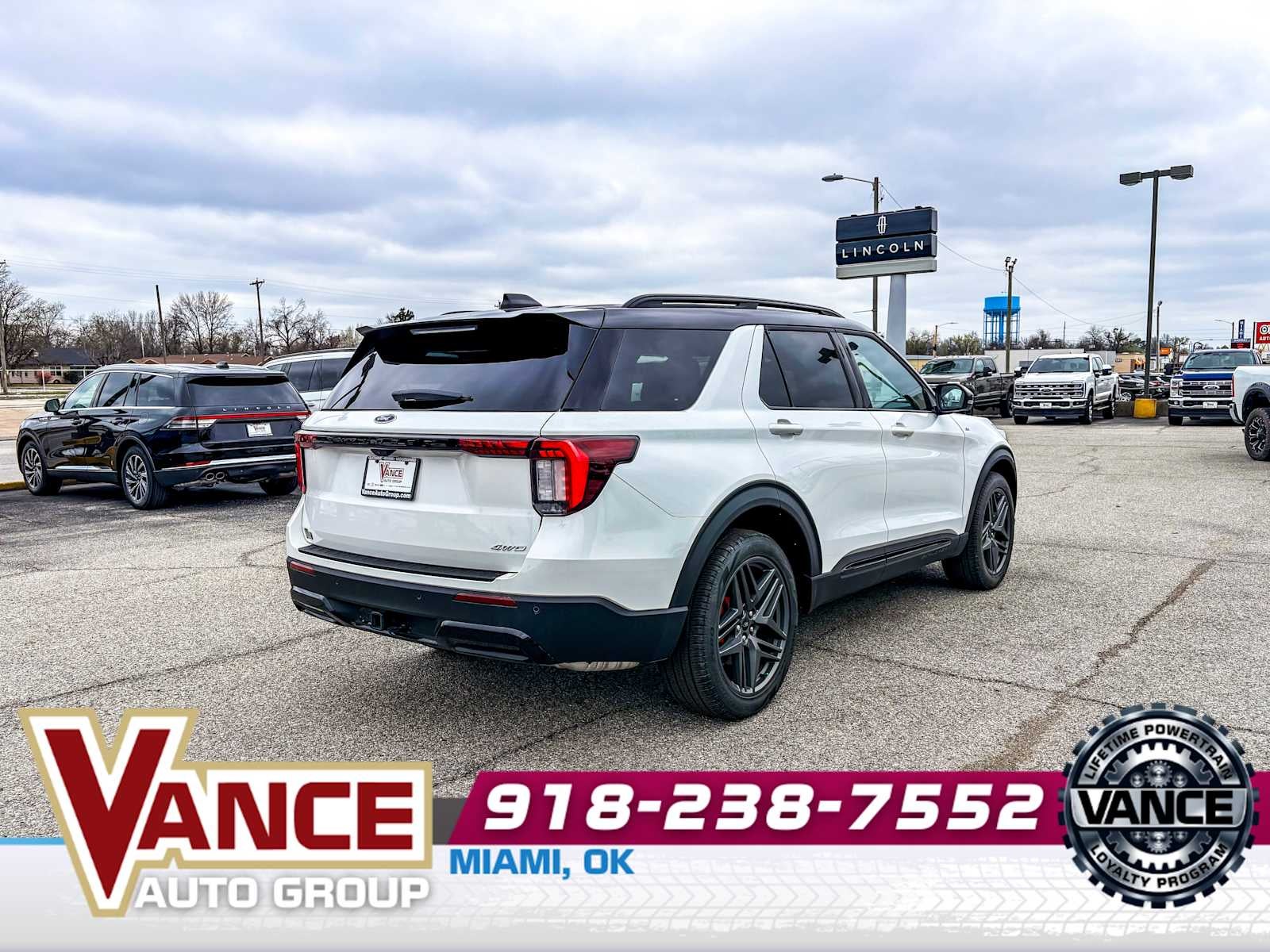 2025 Ford Explorer ST-Line