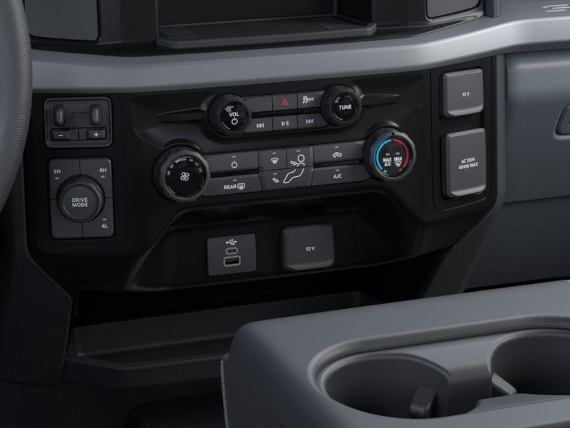 2026 Ford Super Duty F-350 DRW Pickup XLT