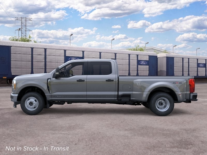 2026 Ford Super Duty F-350 DRW Pickup XLT