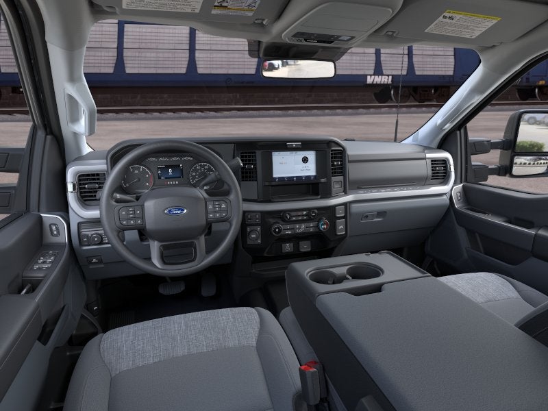 2026 Ford Super Duty F-350 DRW Pickup XLT