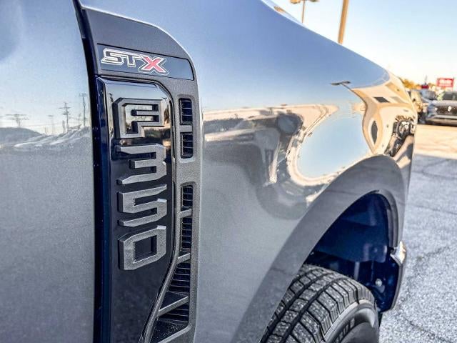 2026 Ford Super Duty F-350 DRW XL