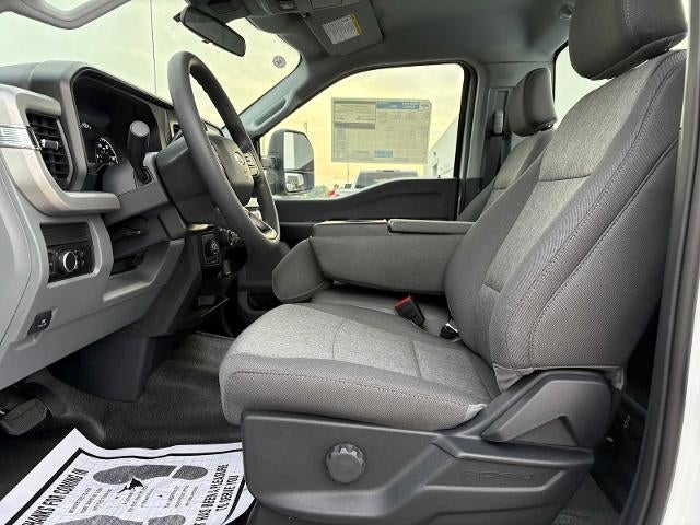 2026 Ford Super Duty F-350 SRW Pickup XL