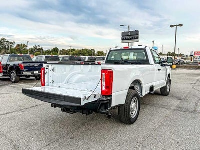 2026 Ford Super Duty F-350 SRW Pickup XL