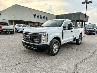 2026 Ford Super Duty F-350 SRW Pickup XL