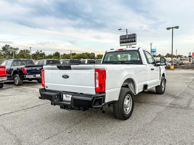 2026 Ford Super Duty F-350 SRW Pickup XL