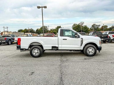 2026 Ford Super Duty F-350 SRW Pickup XL