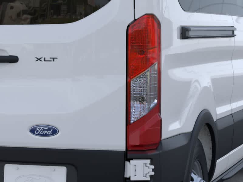 2026 Ford Transit Passenger Wagon XLT