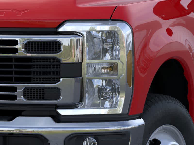 2025 Ford Super Duty F-350 DRW F-350® XL