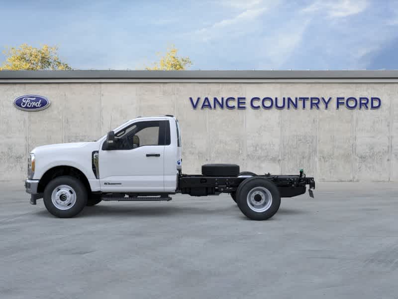 2026 Ford Super Duty F-350 DRW XL