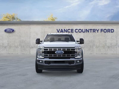2025 Ford Super Duty F-550 DRW F-550® XL