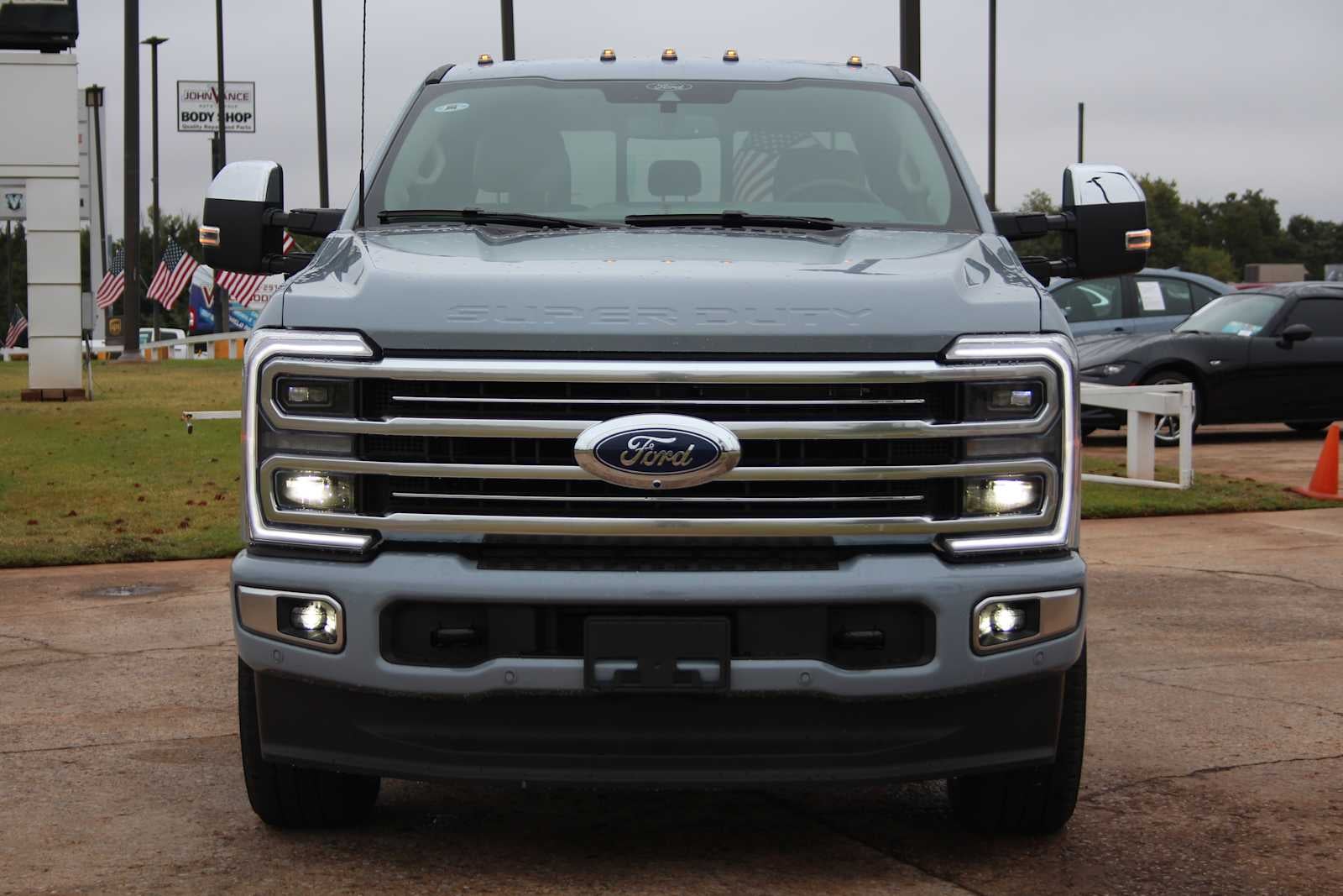 2026 Ford Super Duty F-350 SRW Platinum