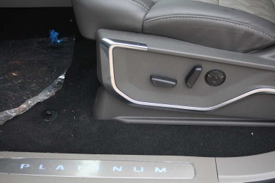 2026 Ford Super Duty F-350 SRW Platinum