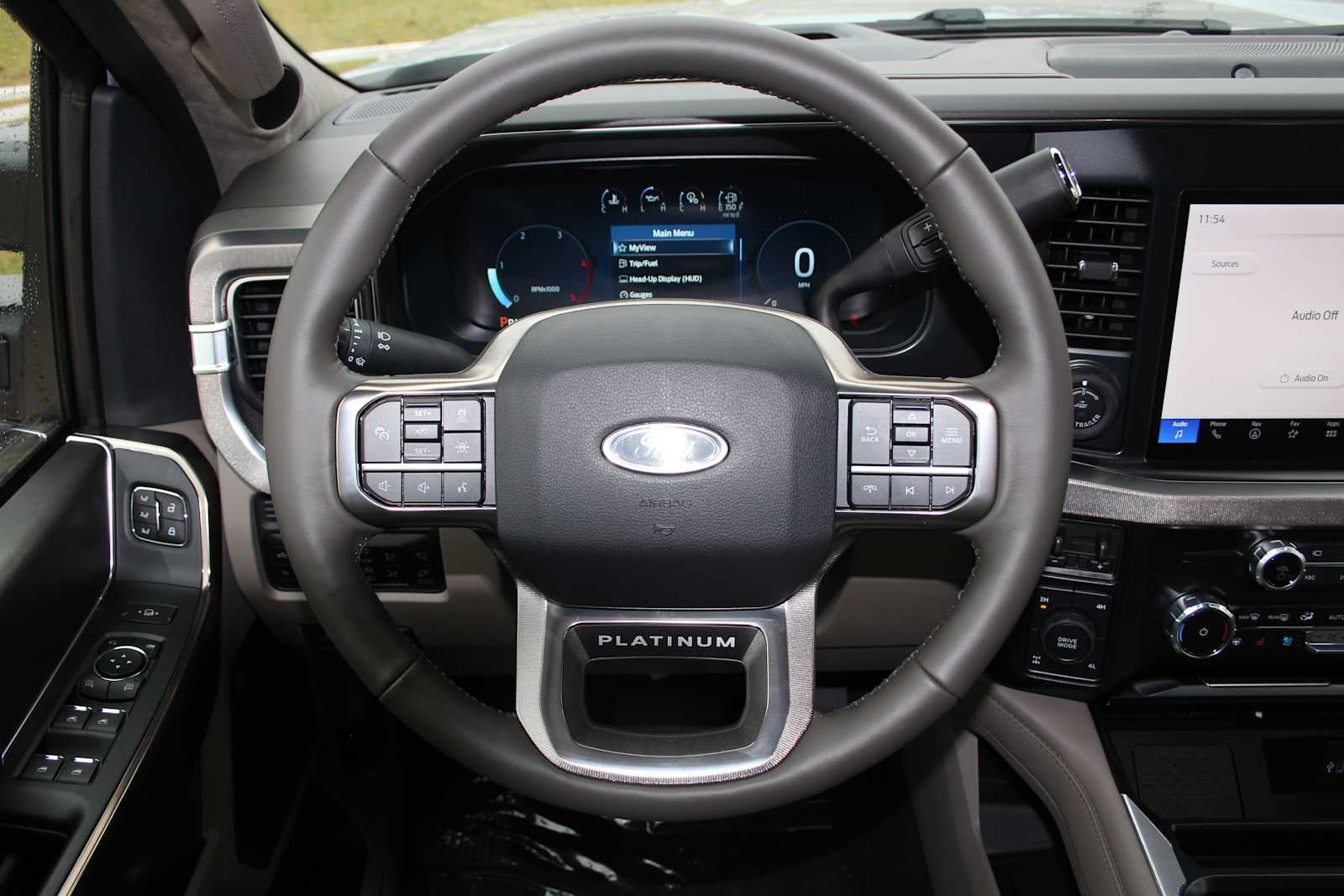 2026 Ford Super Duty F-350 SRW Platinum