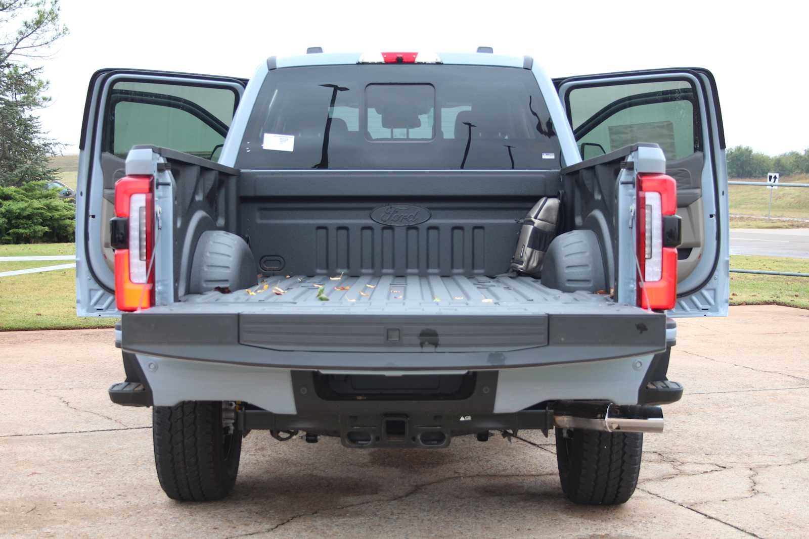 2026 Ford Super Duty F-350 SRW Platinum