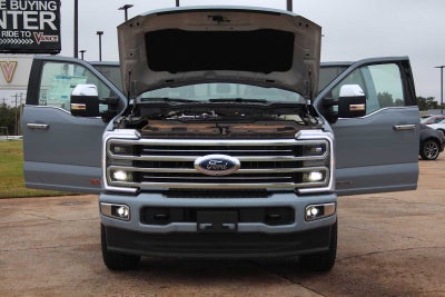 2026 Ford Super Duty F-350 SRW Platinum