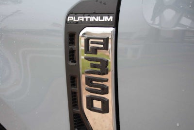 2026 Ford Super Duty F-350 SRW Platinum